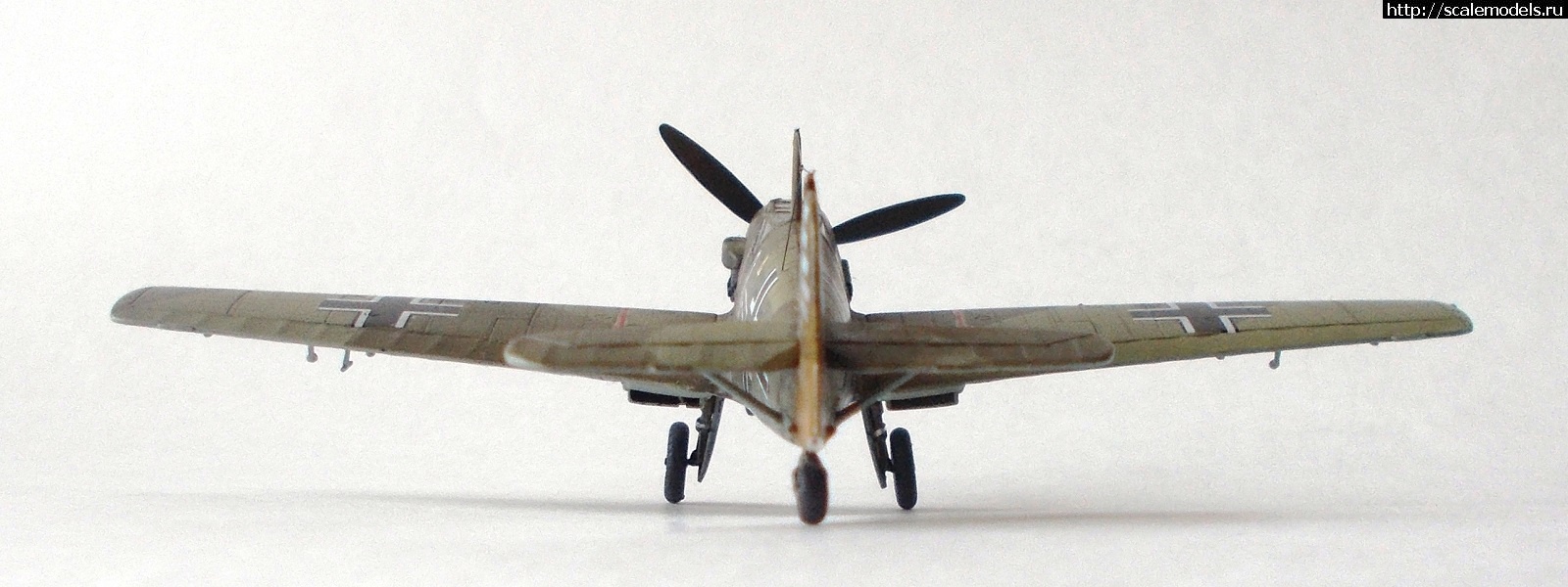 1725277022_003.JPG : #1845571/ Messerschmitt Bf-109 E-3/4  1:72 Academy  