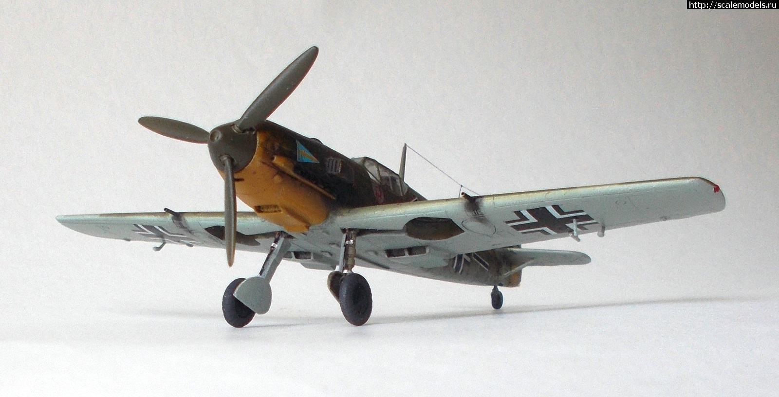 1725277026_009.JPG : #1845571/ Messerschmitt Bf-109 E-3/4  1:72 Academy  