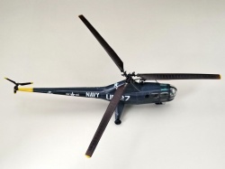 AMP 1/72 Sikorsky HO3S-1 -  ..