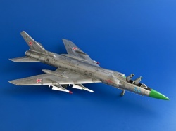 Trumpeter 1/72 -128