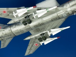 Trumpeter 1/72 -128