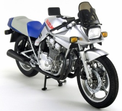 Tamiya 1/12 Suzuki GSX 1100S Katana