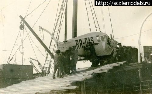 1728142151_komanda-malygina-i-uchastniki-jekspedicii-vygruzhajut-samolet-na-ldinu.jpg : #1849901/ Junkers F-13    