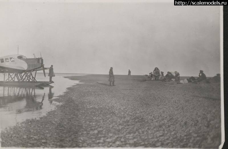 1728142154_u-berega-bukhty-rodzhersa-o--vrangelja-pilot-e-m--koshelev-sprava-i-bortmekhanik-g-t--pobezhimov--16-07-1927-g-1.jpg : #1849901/ Junkers F-13    