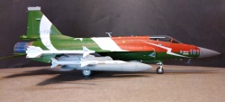 Trumpeter 1/48 JF-17