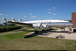 Lockheed L-1049 Super Constellation   2