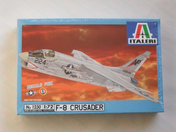 1734679876_3696412b-020.jfif : Vought F-8E Crusader Italeri 1:72  