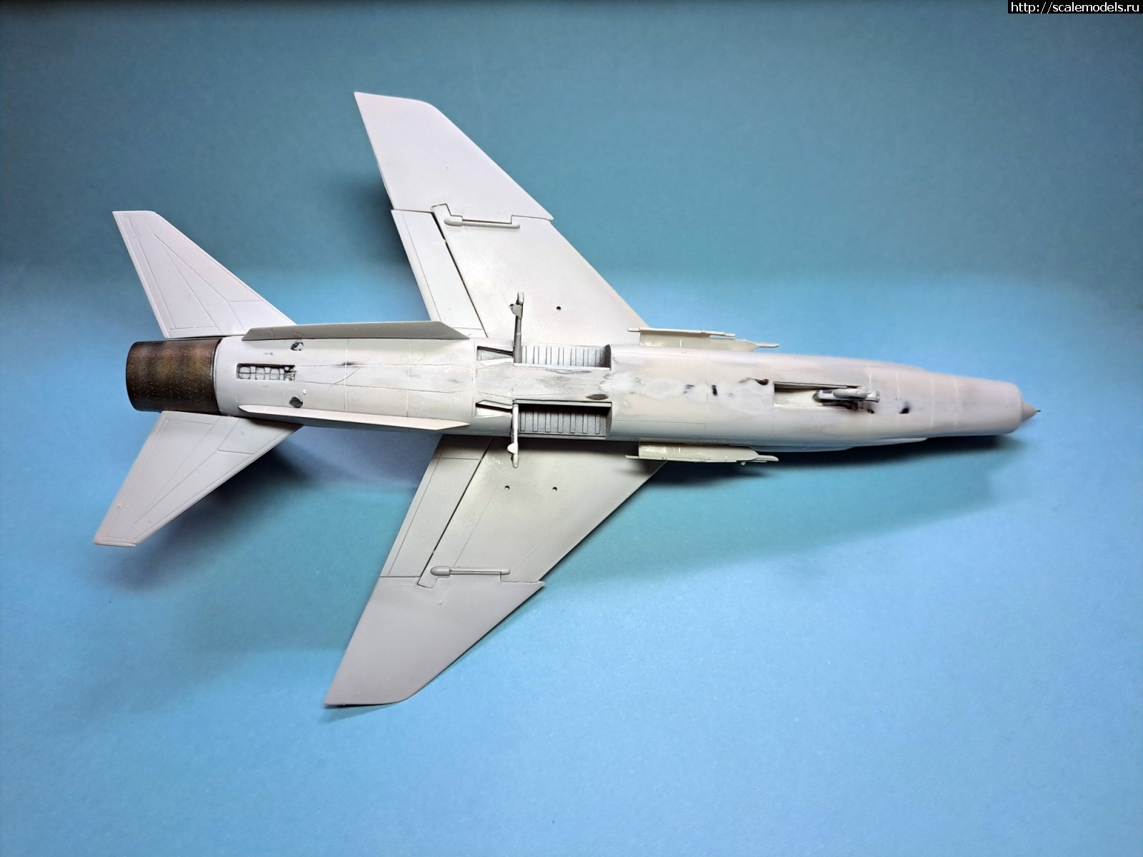 1734973905_20241223_205250.jpg : #1860470/ Vought F-8E Crusader Italeri 1:72  