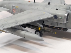 Italeri 1/72 AMX Ghibli -   