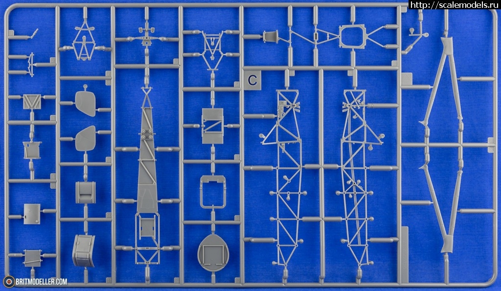 1738431688_sprue3.jpg :  Airfix 1/48 Westland Lysander Mk.I/Mk.III  