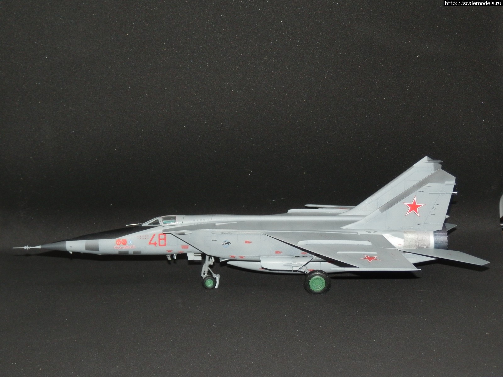 1739300217_ICM-mig-25rbf-136.jpg : #1867426/ МиГ-25РБФ 1/72 ICM ГОТОВО! Закрыть окно