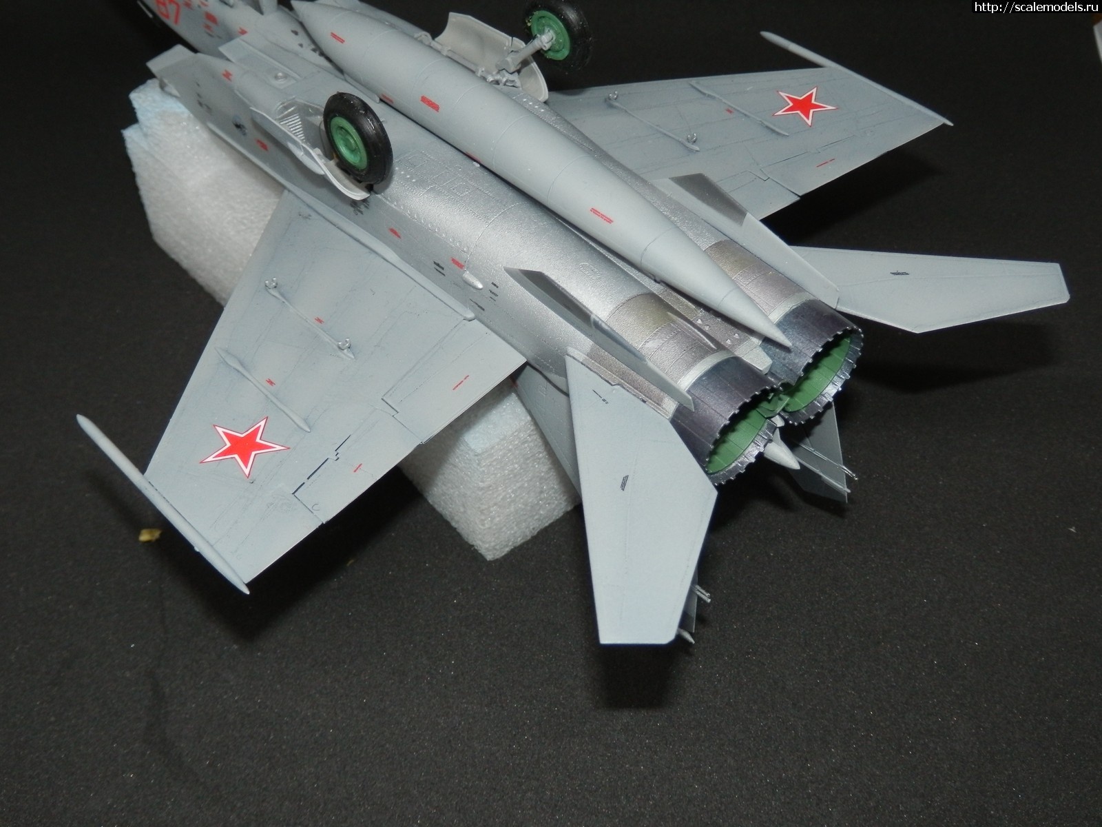 1739300246_ICM-mig-25rbf-162.jpg : #1867426/ -25 1/72 ICM !  