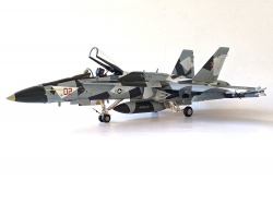 Kinetic 1/48 Boeing F/A-18C Hornet