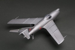 Modelsvit 1/72 -320 -    