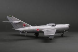 Modelsvit 1/72 -320 -    