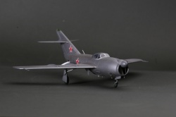 Modelsvit 1/72 -320 -    