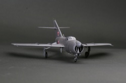 Modelsvit 1/72 -320 -    