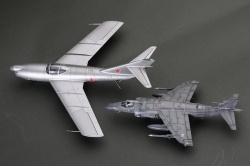 Modelsvit 1/72 -320 -    