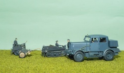 Tamiya 1/48 Hanomag SS-100 Gigant (Schweren Schleppen)