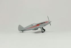 Dog Fighter Models 1/144 -200 1