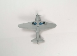 Dog Fighter Models 1/144 -200 1