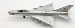 Trumpeter 1/48 -9