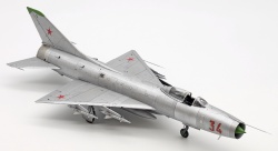 Trumpeter 1/48 -9