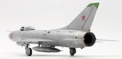 Trumpeter 1/48 -9