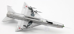 Trumpeter 1/48 -9