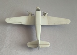 Amodel 1/72 -8