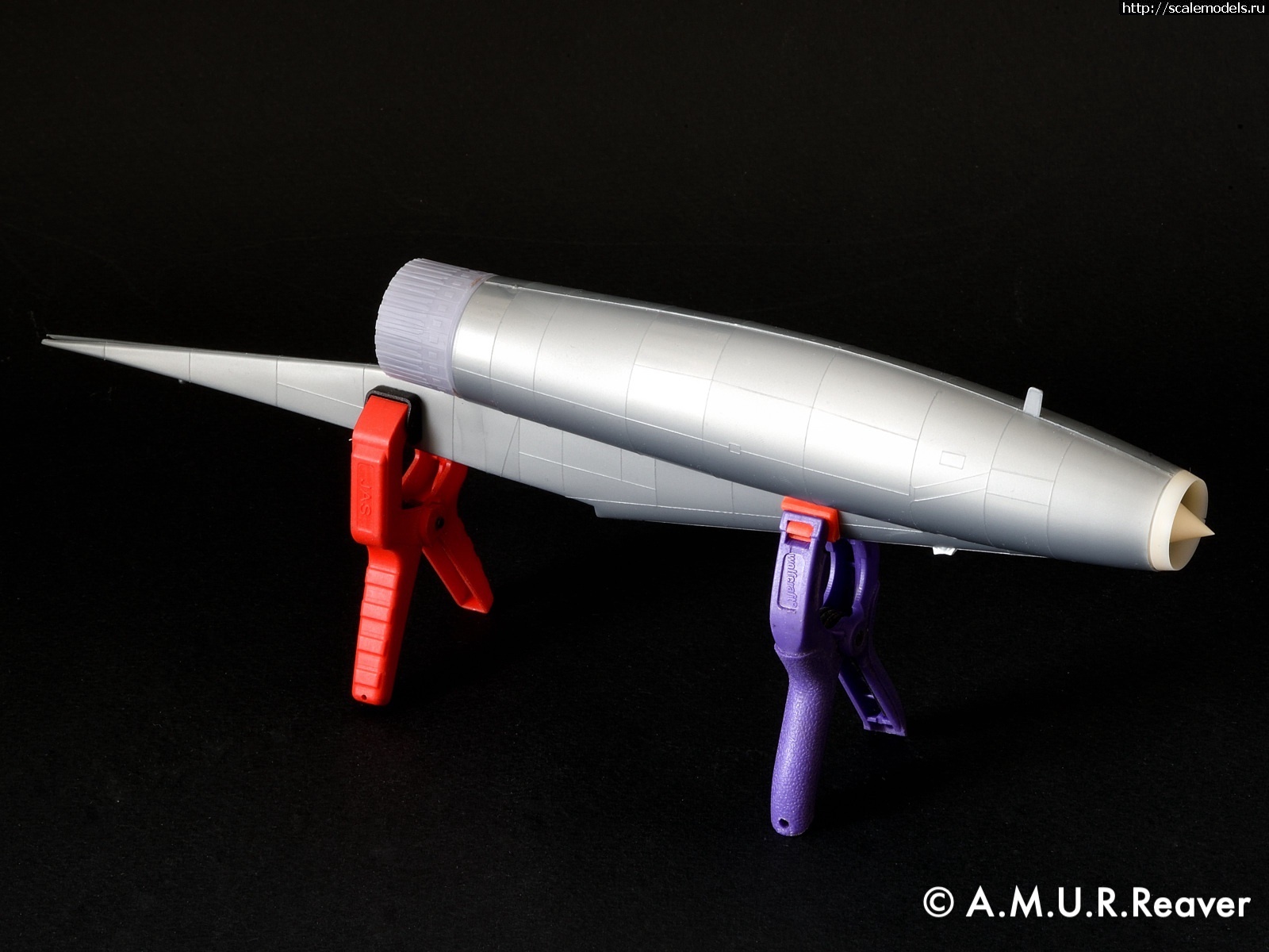 1741435903_3D4859-60-1.JPG : A.M.U.R.Reaver     B-58 Hustler 1/48  