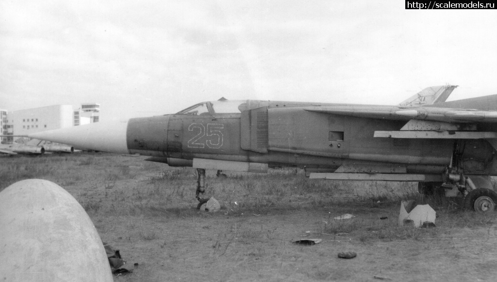 1742494017_MiG-23S-_160.jpg :  -23 25, .  229000615  1969 ,   