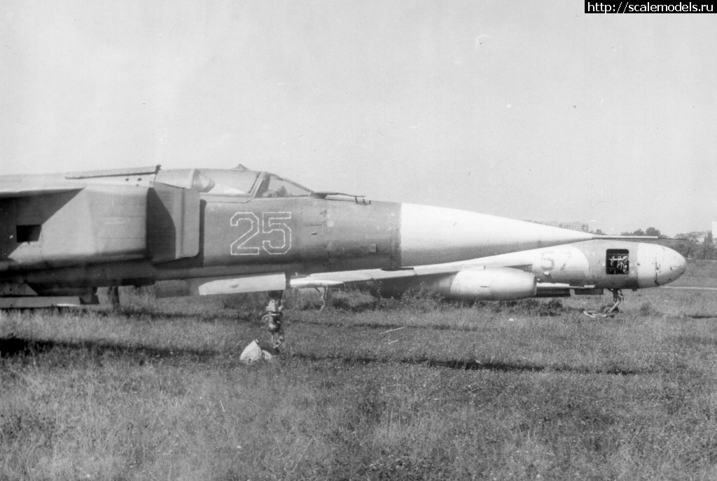 1742494049_MiG-23S-_205.jpg :  -23 25, .  229000615  1969 ,   
