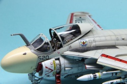 Trumpeter 1/72 A-6B Intruder