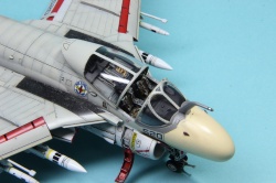 Trumpeter 1/72 A-6B Intruder