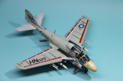 Trumpeter 1/72 A-6B Intruder