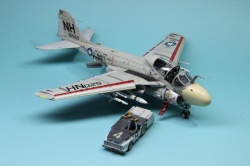 Trumpeter 1/72 A-6B Intruder