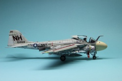 Trumpeter 1/72 A-6B Intruder