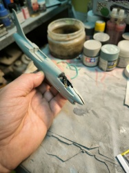 Academy 1/72 F-8E Crusader -  