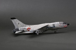 Academy 1/72 F-8E Crusader -  