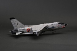 Academy 1/72 F-8E Crusader -  