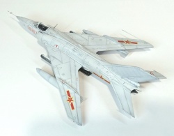 Trumpeter 1/72 Nanchang Q-5 -  