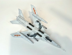 Trumpeter 1/72 Nanchang Q-5 -  