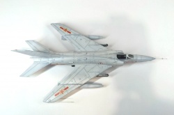 Trumpeter 1/72 Nanchang Q-5 -  