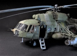 Trumpeter 1/48 -8   31