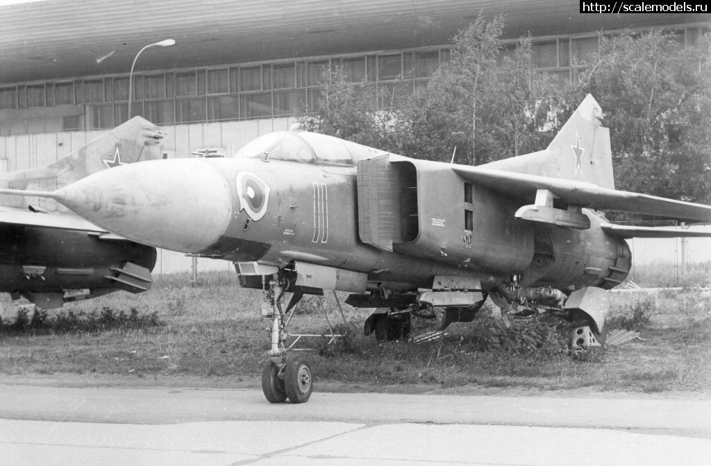 1744218939_MIG-23M-11-Khodynka-_01.jpg :  -23 11 .  0390209445,  1976 ,   