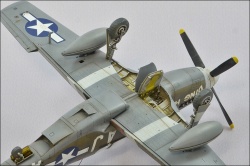 Arma Hobby 1/72 P-51B Mustang Ding Hao!
