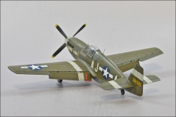 Arma Hobby 1/72 P-51B Mustang Ding Hao!