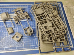 Roden 1/35  Holt 75