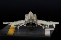 Zoukei-Mura 1/48 F-4S Phantom II -    ,    